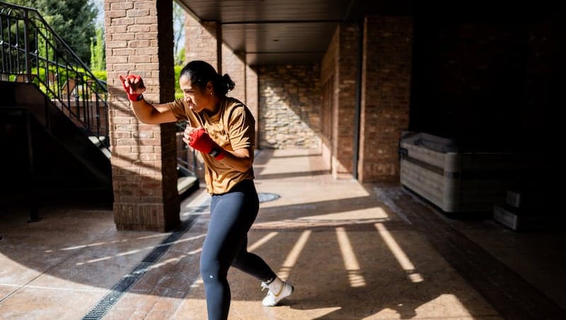 Latter-day Saint boxer repping her faith, family and culture in title fight