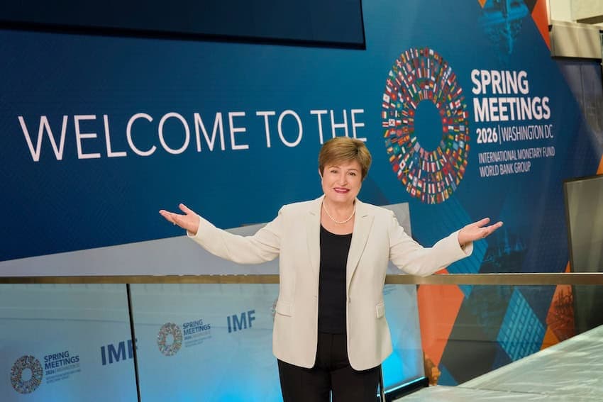 IMF lifts Mexico’s growth forecast up a tick, while reducing global expectations