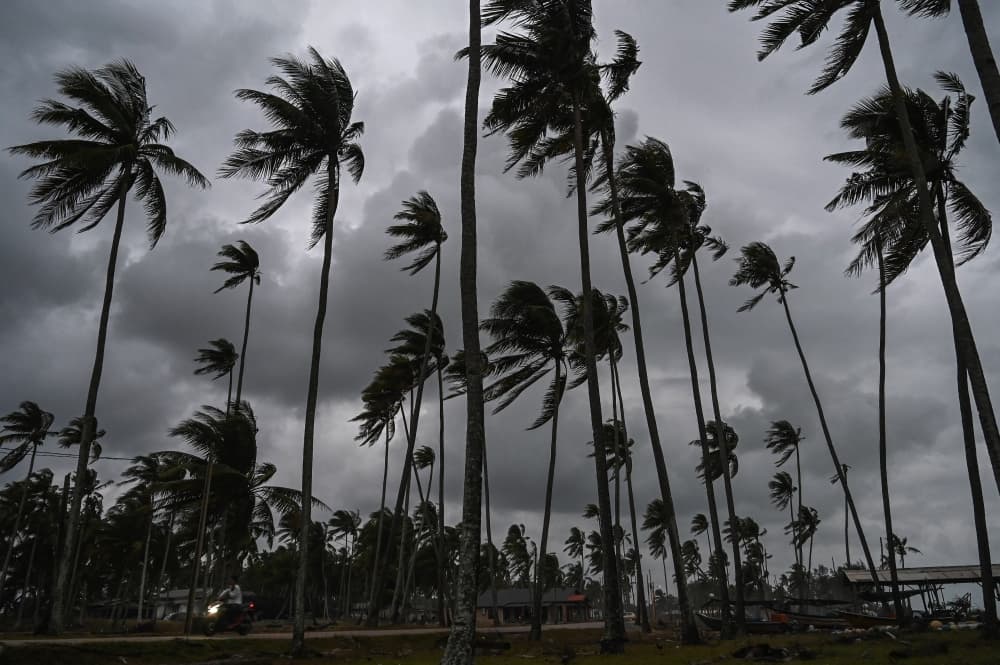 MetMalaysia issues thunderstorm warning for Langkawi, parts of Johor