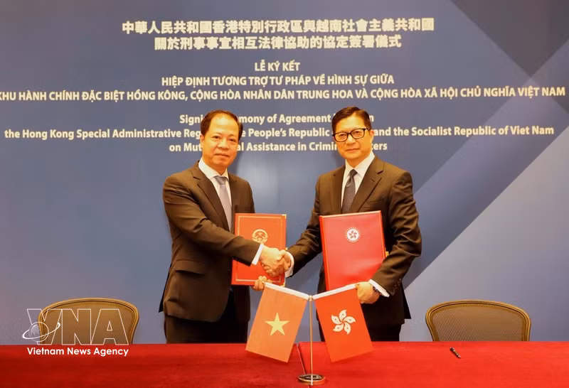 Vietnam, Hong Kong sign mutual legal assistance pact in criminal matters