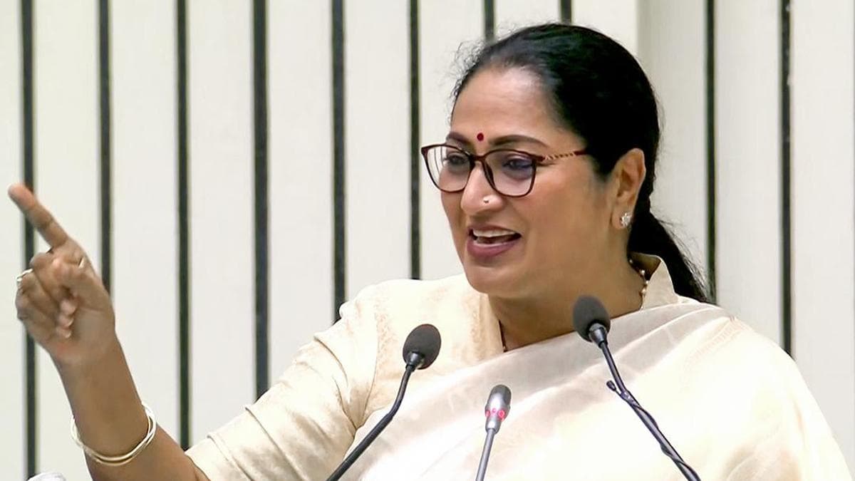 Kejriwal has history of attacking democratic institutions, says Delhi CM Gupta