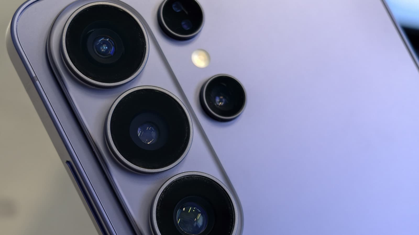 Change These 4 Samsung Camera Settings Now For Better Photos